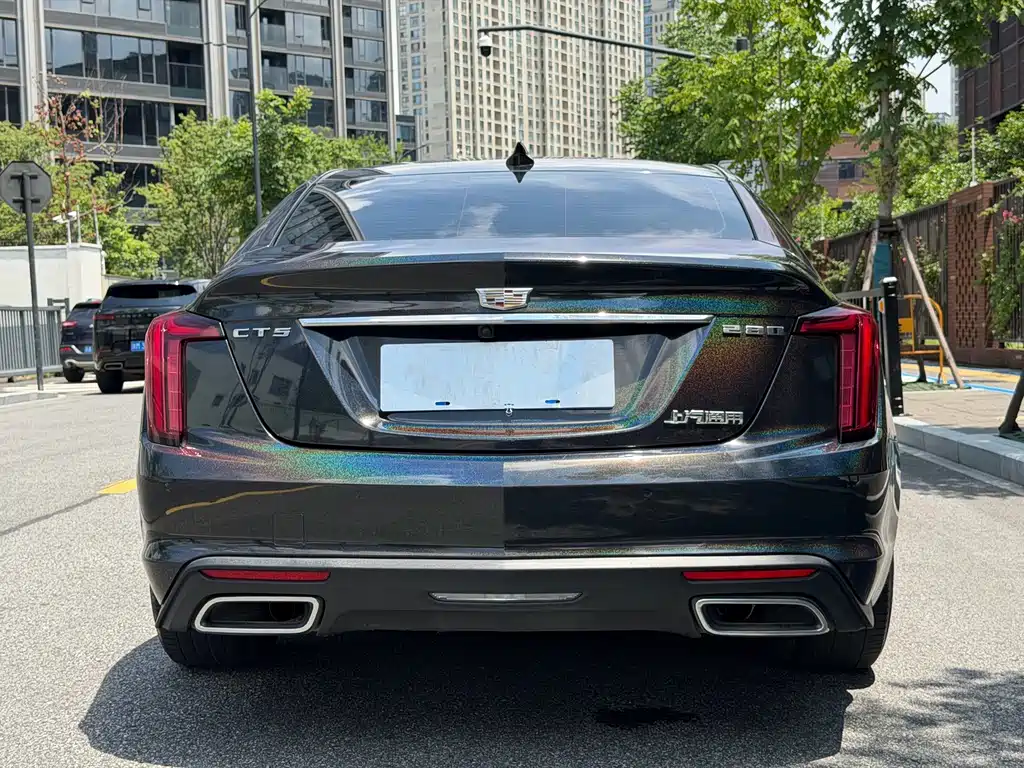 Cadillac CT5 2022 — фото 16