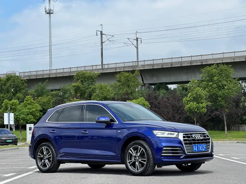 Audi Q5L 2019 — фото 3