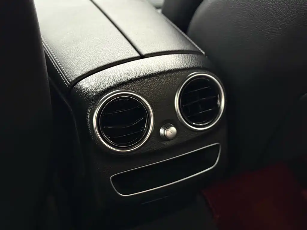 Mercedes-Benz C-Class 2020 — фото 12