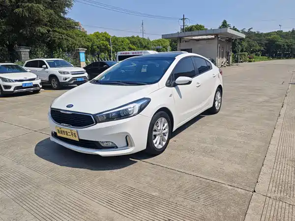 Kia K3 2016