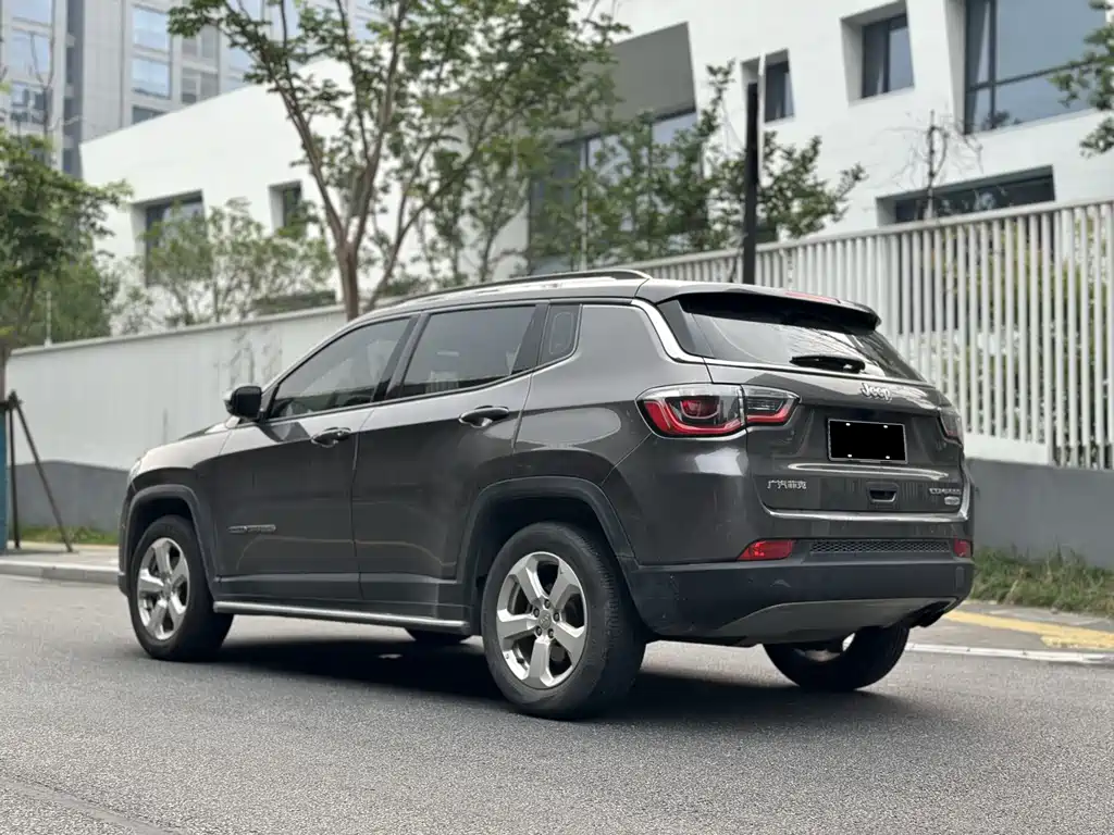 Jeep Compass 2019 — фото 4