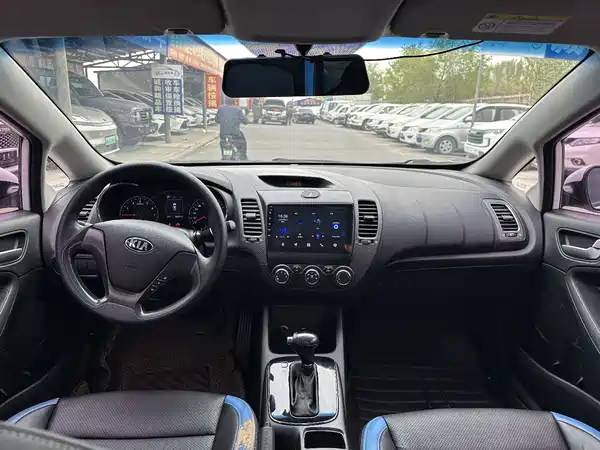 Kia K3 2016