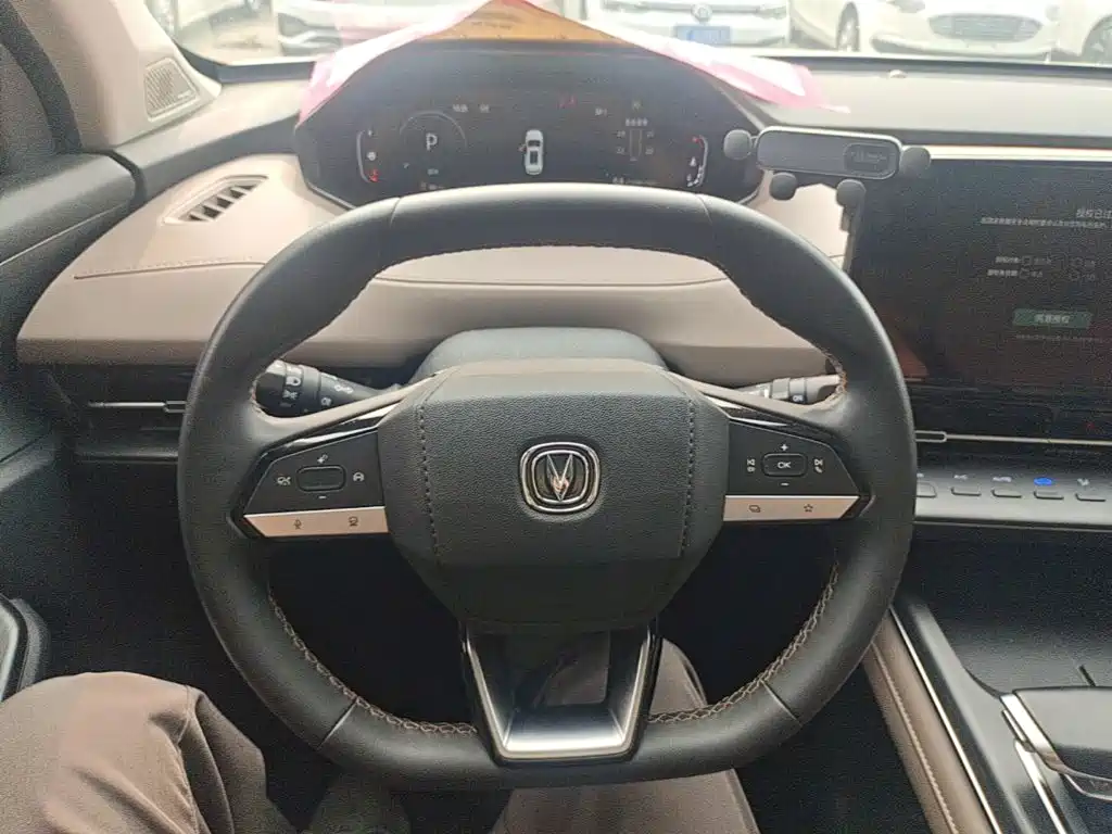 Changan CS55PLUS 2022 — фото 11
