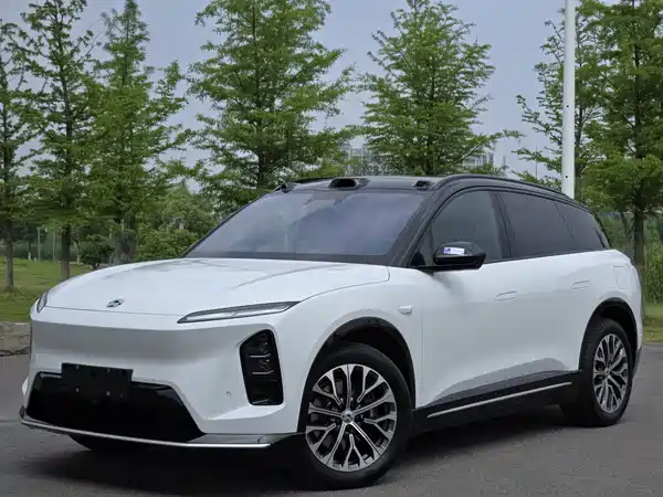 NIO ES6 2025