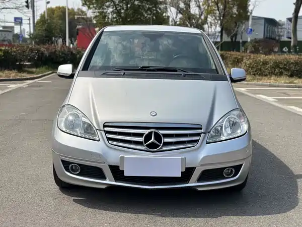Mercedes-Benz A-Class 2012