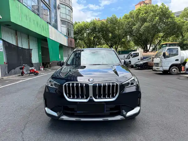 BMW X1 2025