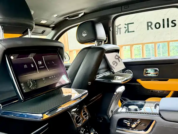 Rolls-Royce Cullinan 2022