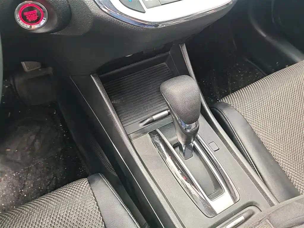 Honda Jade 2018 — фото 10