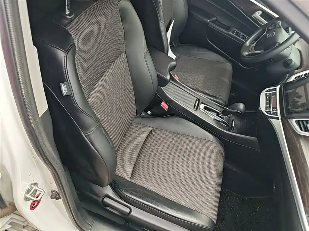 Honda Jade 2018 — фото 20