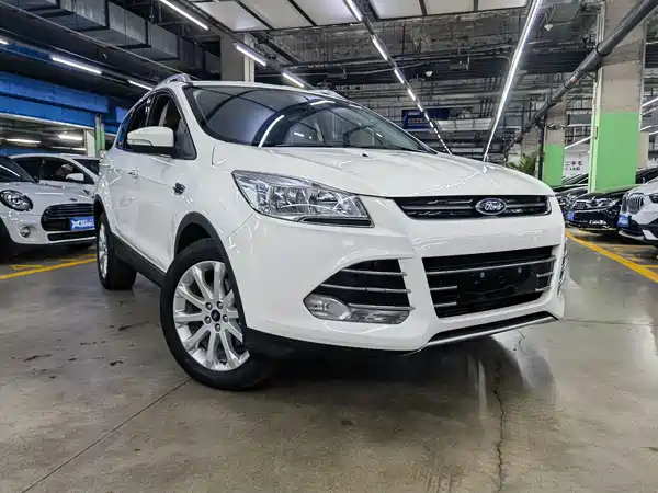 Ford Kuga 2015