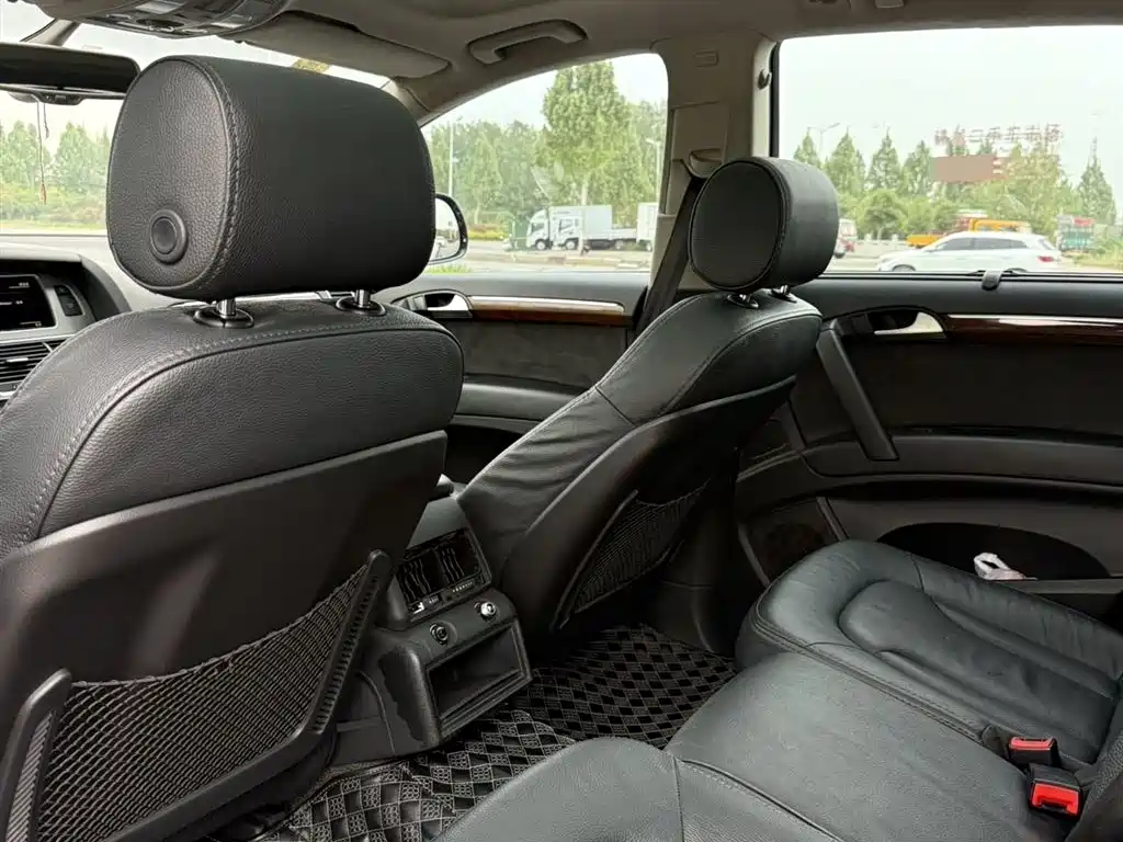 Audi Q7 2015