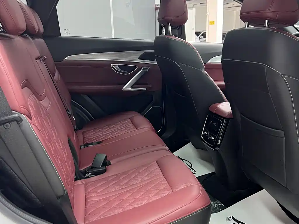 Jetour X70 PLUS 2022 — фото 22