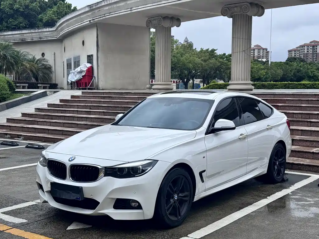 BMW 3 Series GT 2018 — фото 1