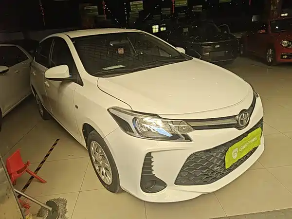 Toyota Vios FS 2022