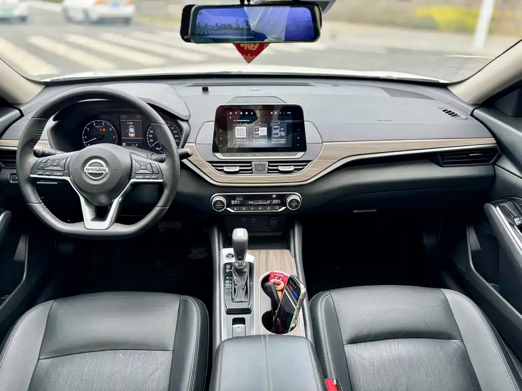 Nissan Teana 2021