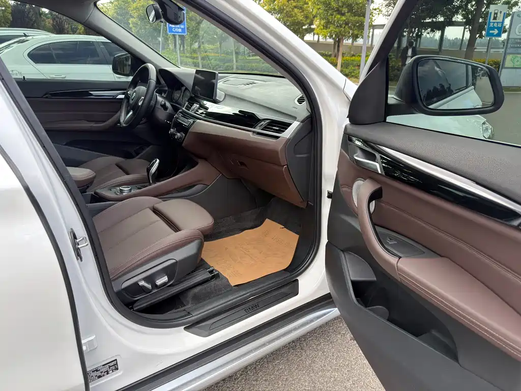 BMW X1 2022 — фото 25