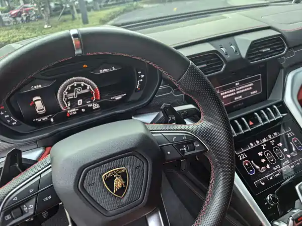 Lamborghini Urus 2019