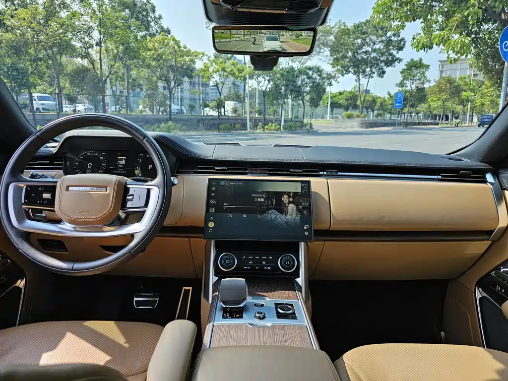 Land Rover Range Rover 2024 — фото 16