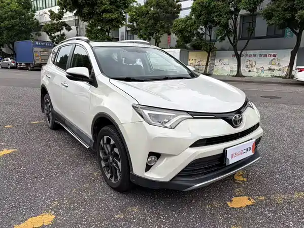Toyota RAV4 2017