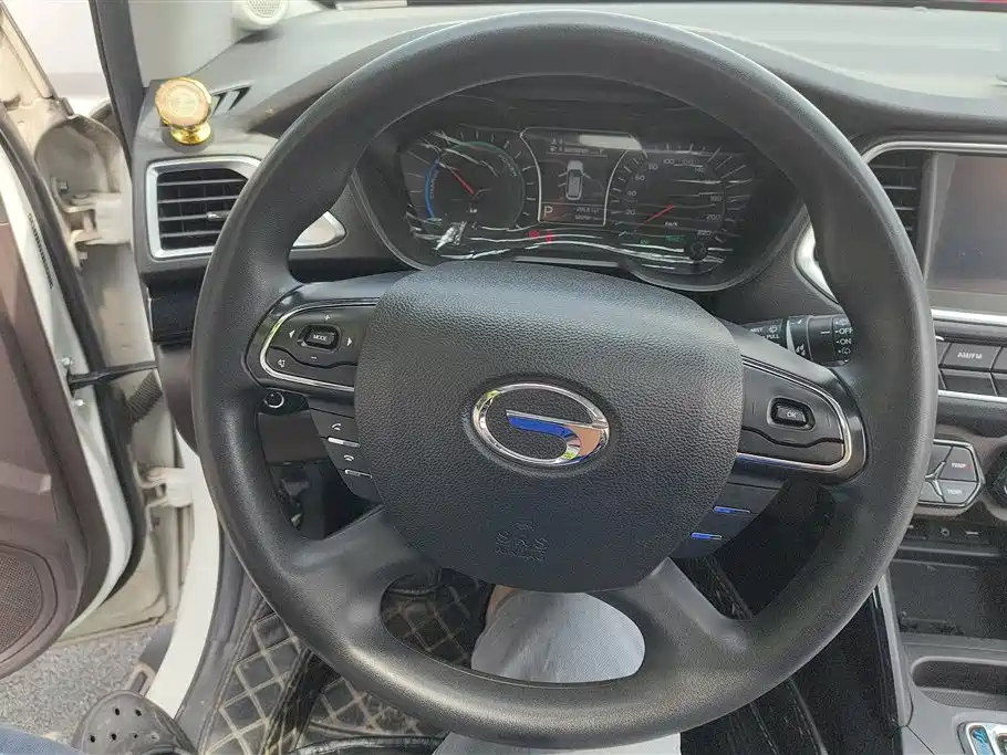 GAC Motor GS4 Hybrid 2018 — фото 15