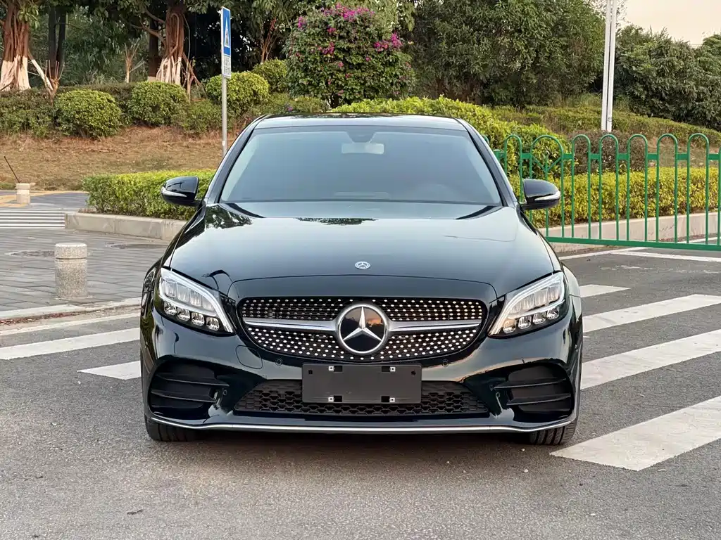 Mercedes-Benz C-Class 2020