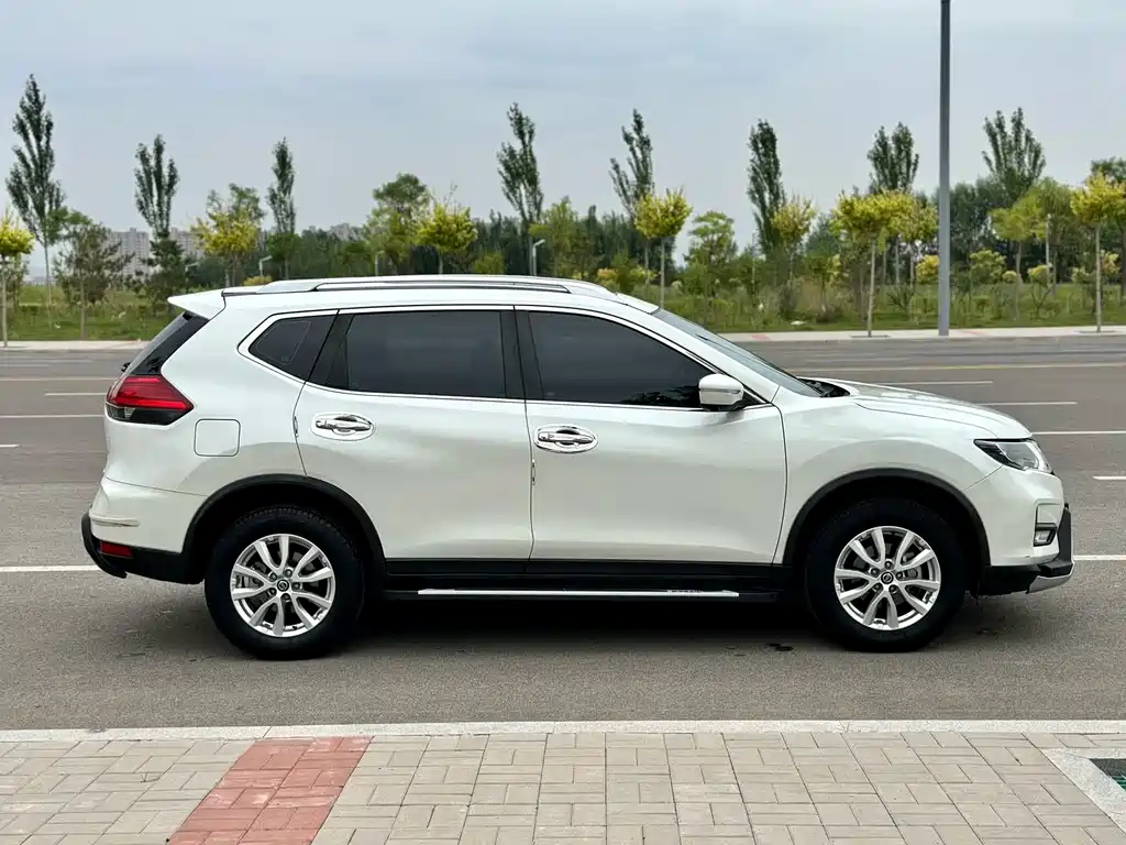 Nissan X-Trail 2019 — фото 12