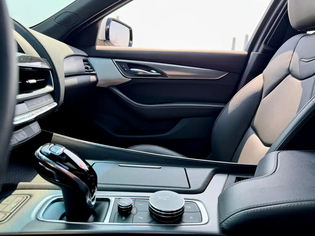 Cadillac CT5 2021 — фото 14