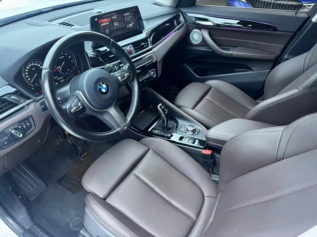 BMW X1 2021 — фото 8