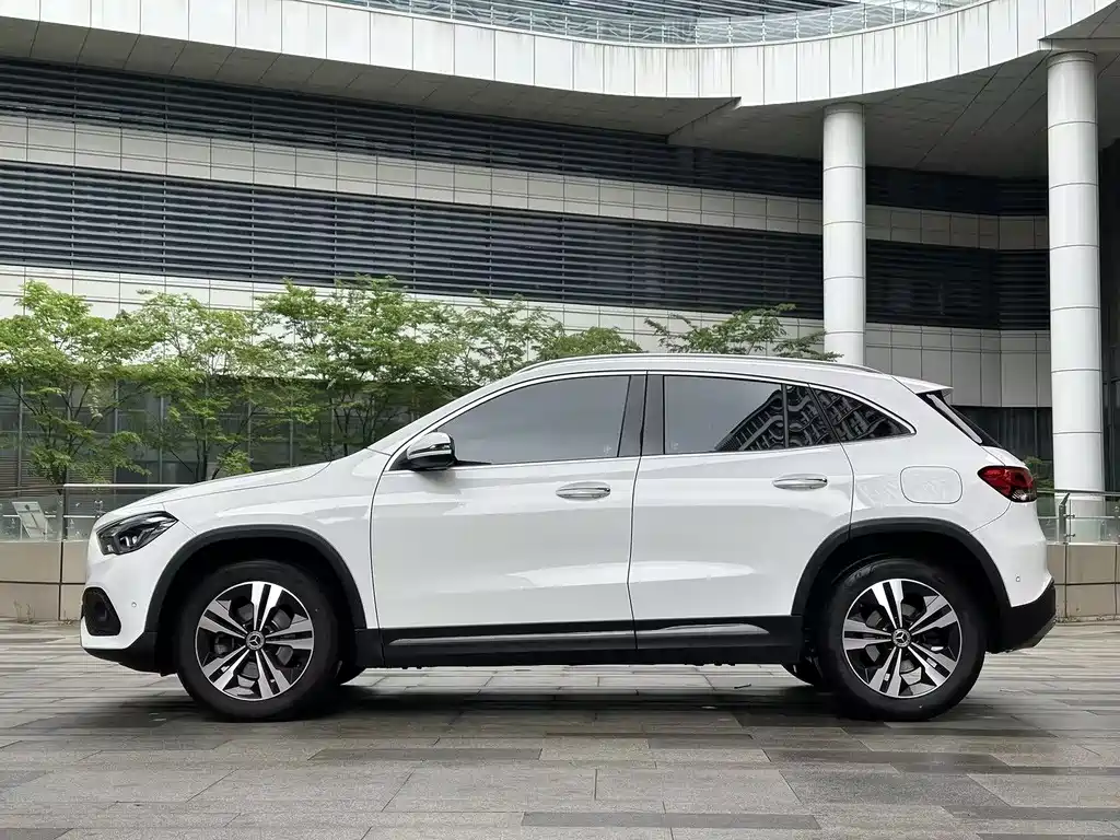 Mercedes-Benz GLA 2021 — фото 6