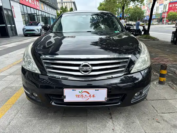 Nissan Teana 2010