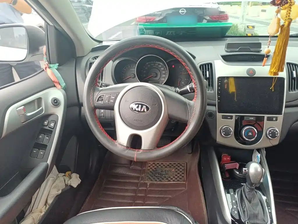 Kia Forte 2015 — фото 3