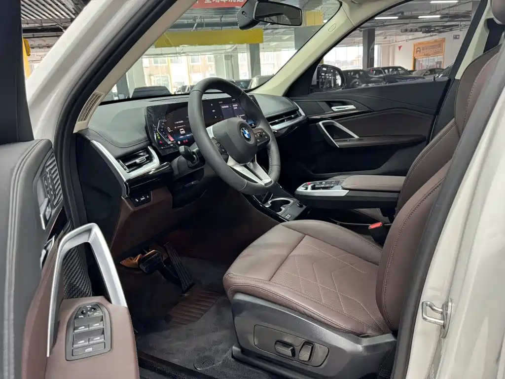 BMW X1 2023 — фото 11