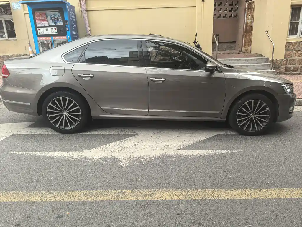 Volkswagen Passat 2015 — фото 4