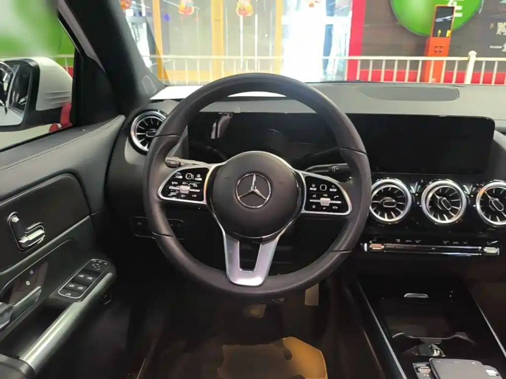 Mercedes-Benz GLA 2021 — фото 11