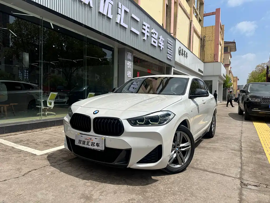 BMW X2 2021 — фото 1