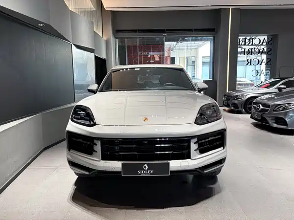 Porsche Cayenne 2025