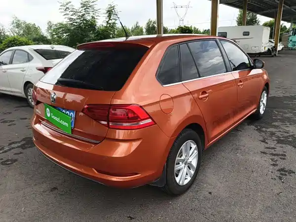 Volkswagen Santana 2015
