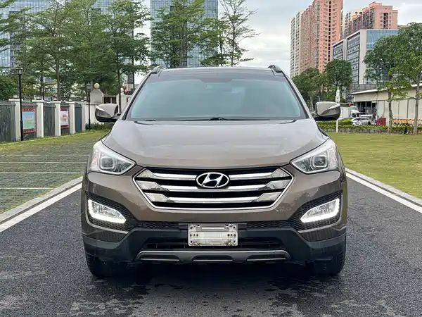 Hyundai Santa Fe 2013