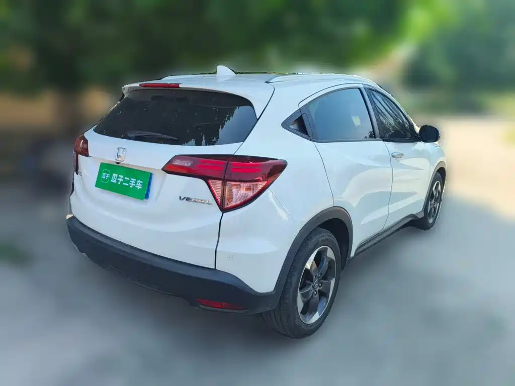 Honda Vezel 2016