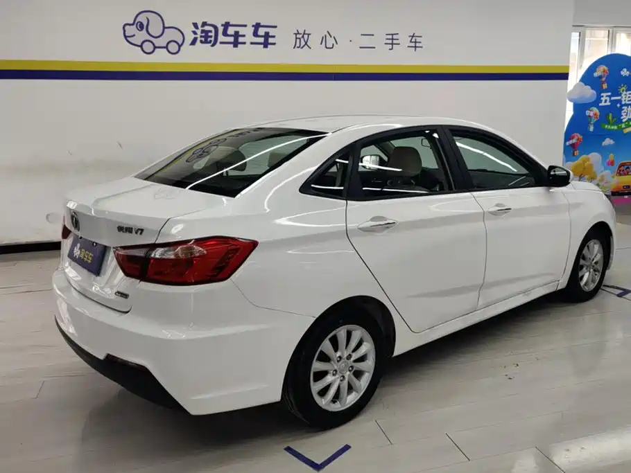 Changan Yuexiang V7 2015 — фото 3