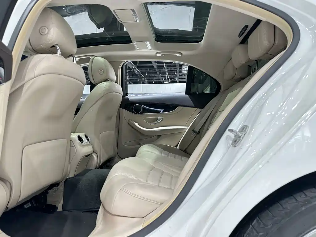 Mercedes-Benz C-Class 2015 — фото 14