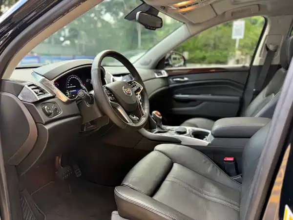 Cadillac SRX 2014