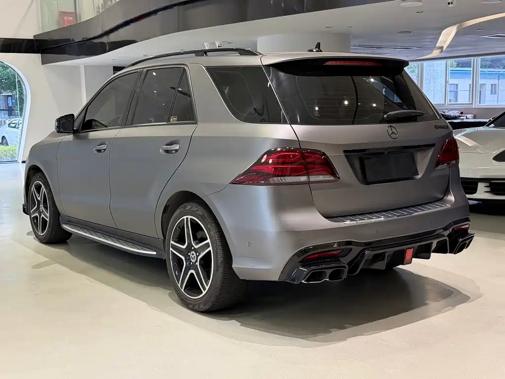 Mercedes-Benz GLE 2016 — фото 14