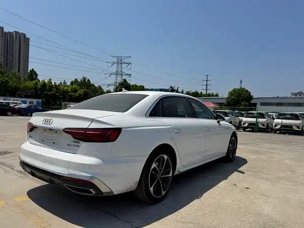 Audi A4L 2024