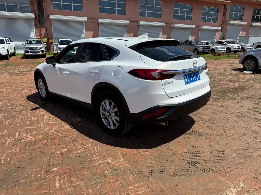 Mazda CX-4 2016