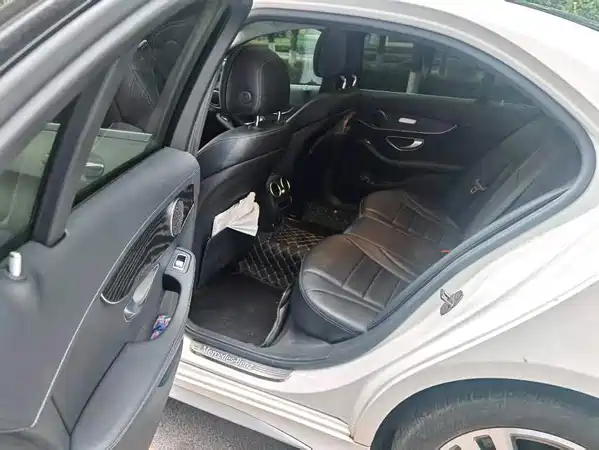 Mercedes-Benz C-Class 2021