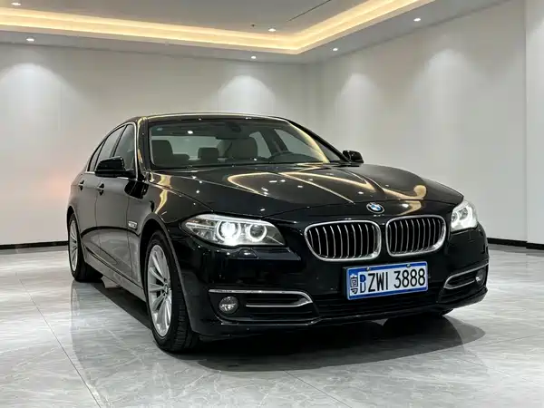 BMW 5 Series 2011