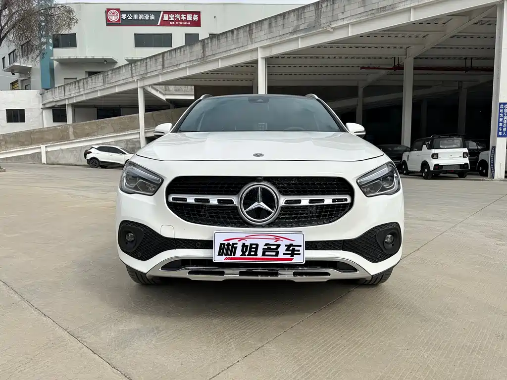 Mercedes-Benz GLA 2023