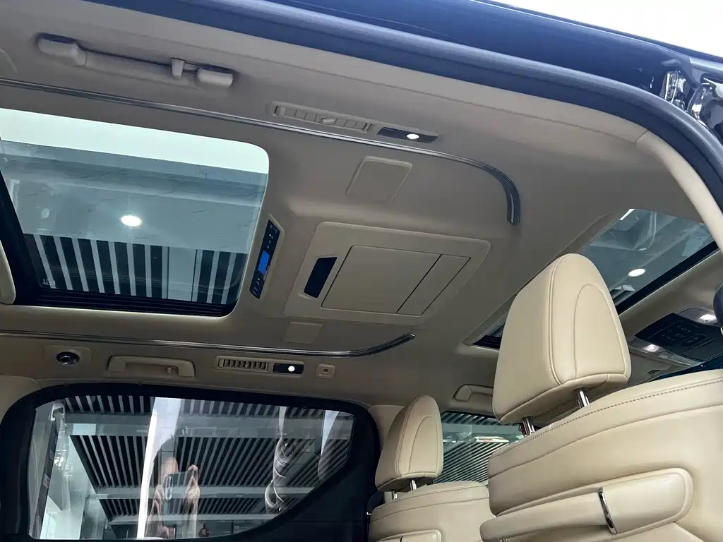 Toyota Alphard 2018 — фото 27