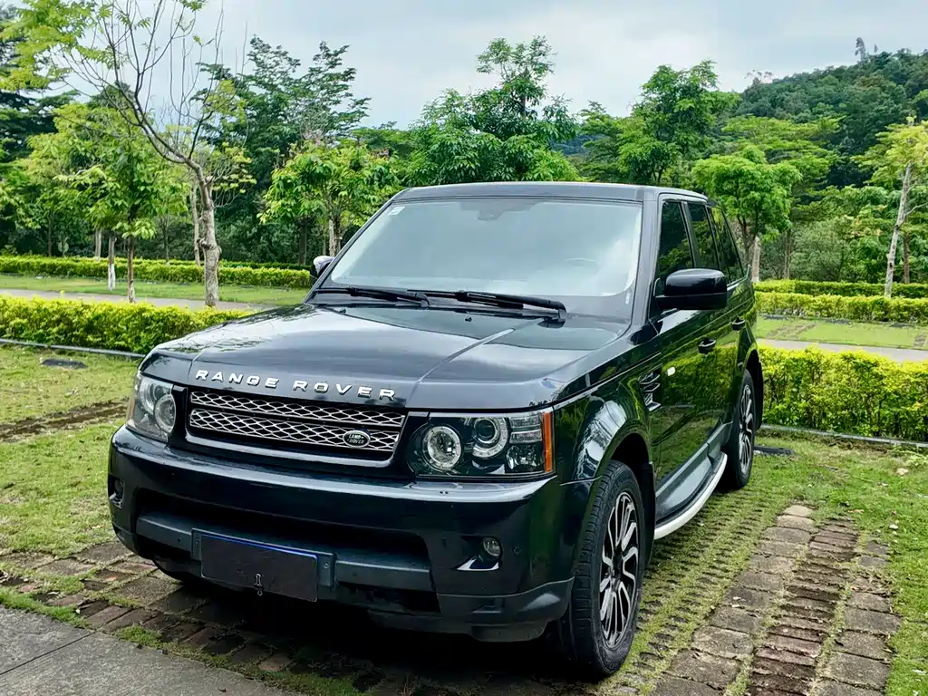 Land Rover Range Rover Sport 2011 — фото 17